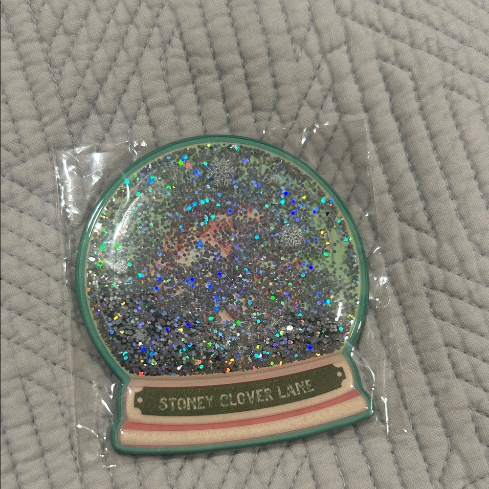Stoney Clover Lane Glitter Snow Globe Sticker in Green and Pink